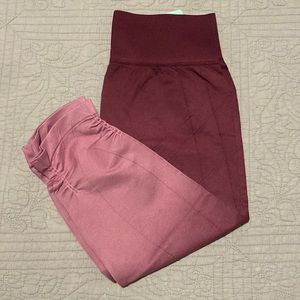 Forever 21 Ombré Capri Legging - LG